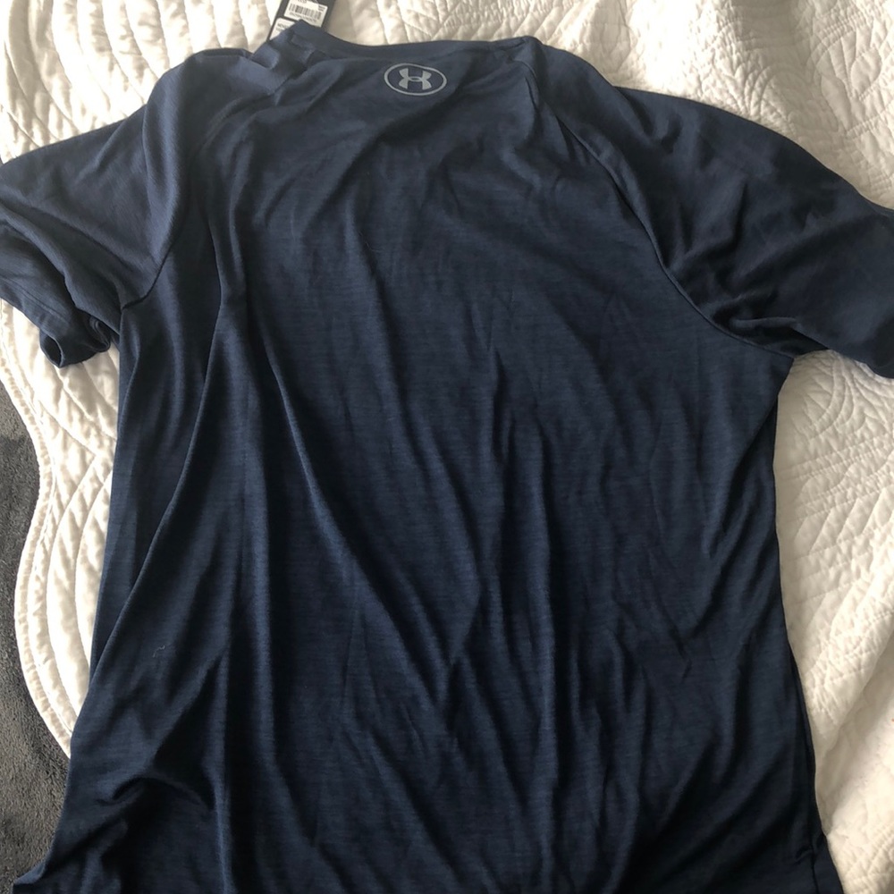 NWT UNDER ARMOUR | Tech Tee - Picture 4 of 6